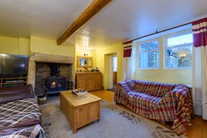 Sitting Room- click for photo gallery